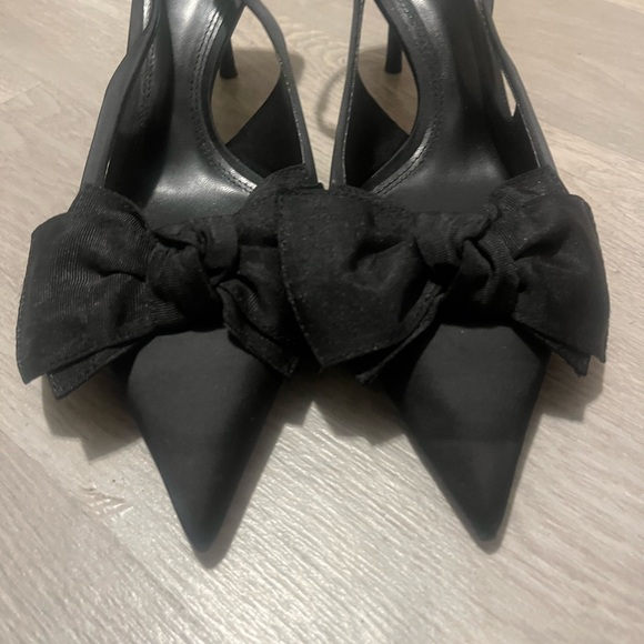 Zara Black Slingback kitten Heels with Bow - Picture 6 of 10